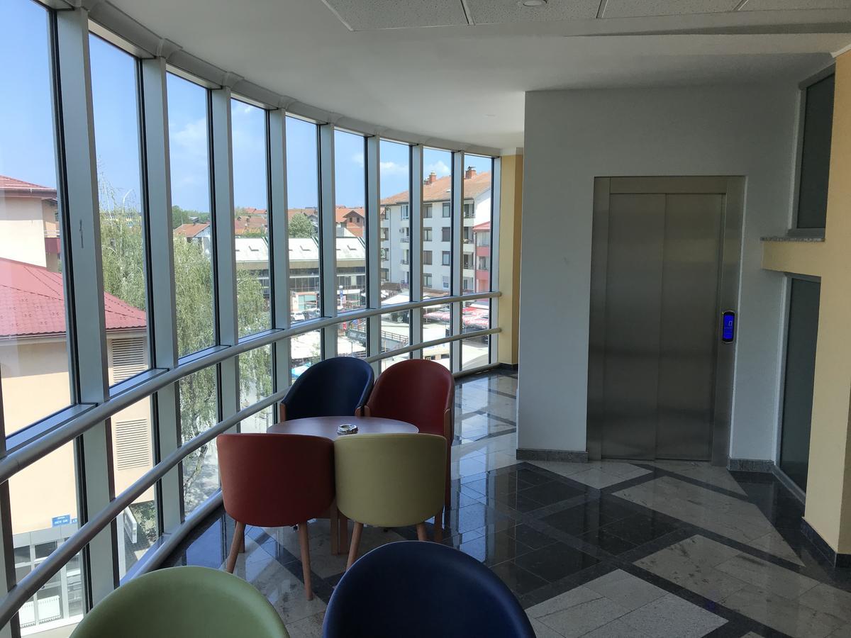 Hotel CITY Prnjavor Buitenkant foto