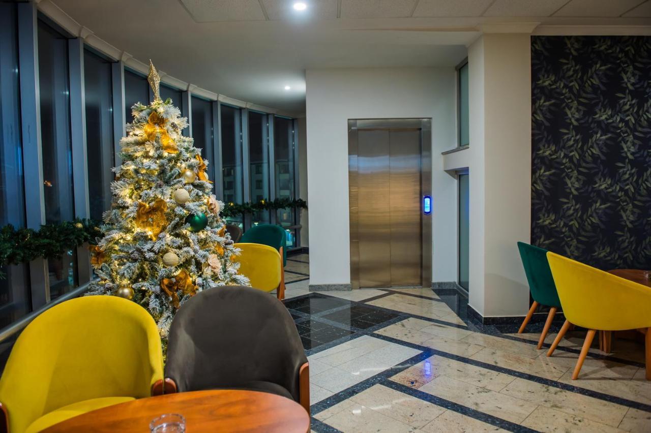 Hotel CITY Prnjavor Buitenkant foto